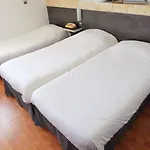 Hotel Eco Relais - Pau Nord *