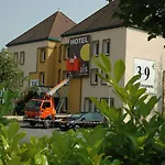 Hotel Eco Relais - Pau Nord