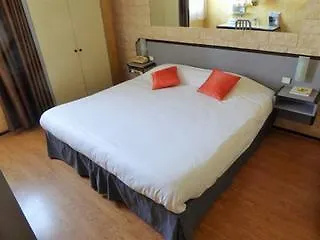 Hotel Eco Relais - Pau Nord