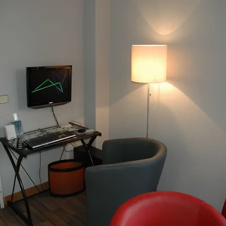 Eco Relais - Pau Nord Hotel *