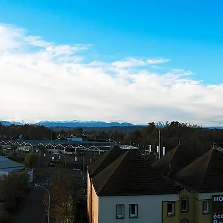 Hotel Eco Relais - Pau Nord *