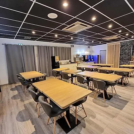 Hotel Eco Relais - Pau Nord Lons
