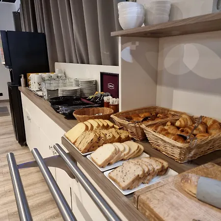 Eco Relais - Pau Nord Hotel