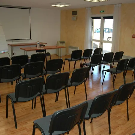 Hotel Eco Relais - Pau Nord *