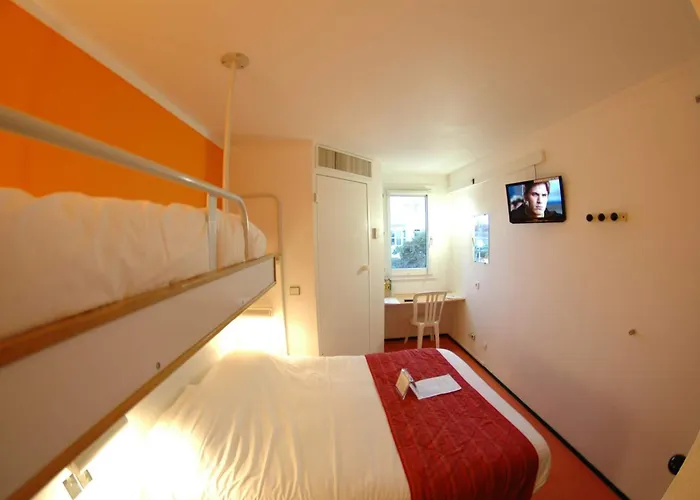 Hotel Eco Relais - Pau Nord Lons